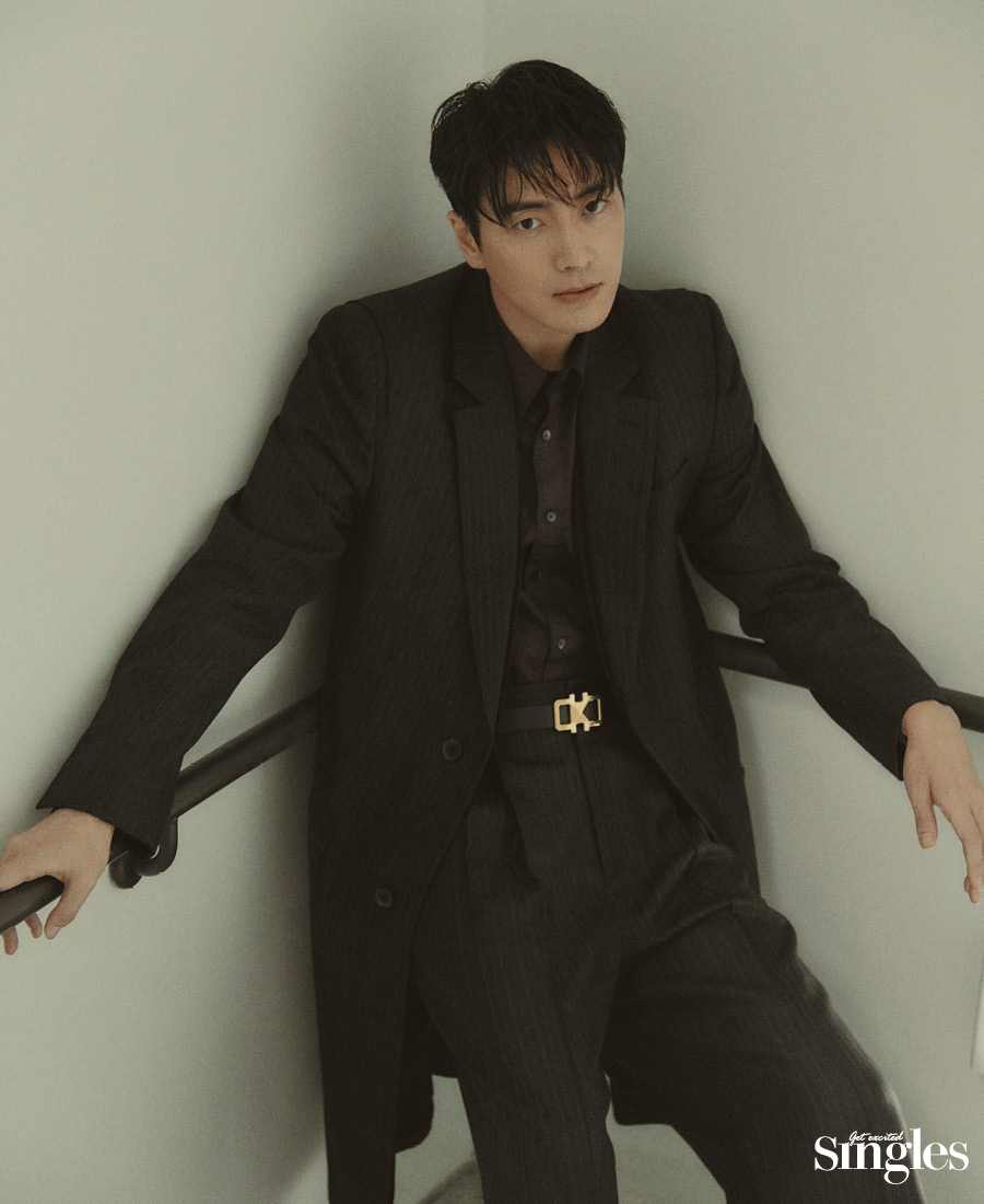 배우 이준혁 싱글즈 화보, 이준혁, 싱글즈 이준혁, 서동재, 좋거나 나쁜 동재, 이준혁 동재, 서동재, 비밀의 숲, 비밀의 숲2, 비숲